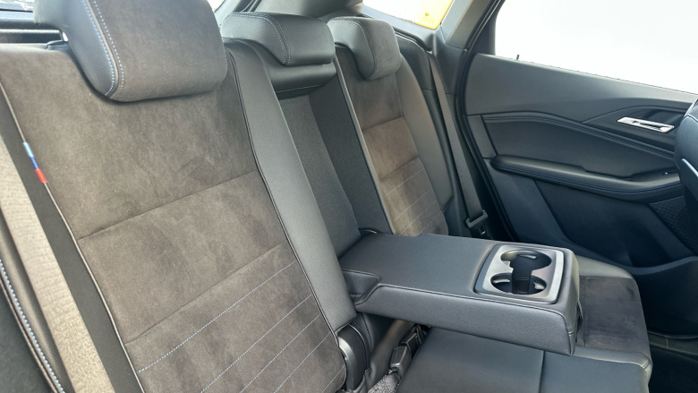 BMW 2 Series 220i MHT M Sport 5dr DCT Petrol Hatchback